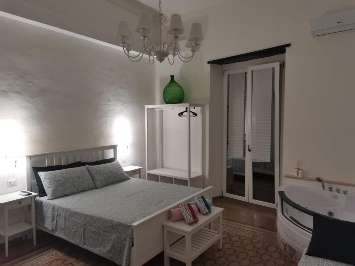 La Serva Padrona Taranto Luaran gambar