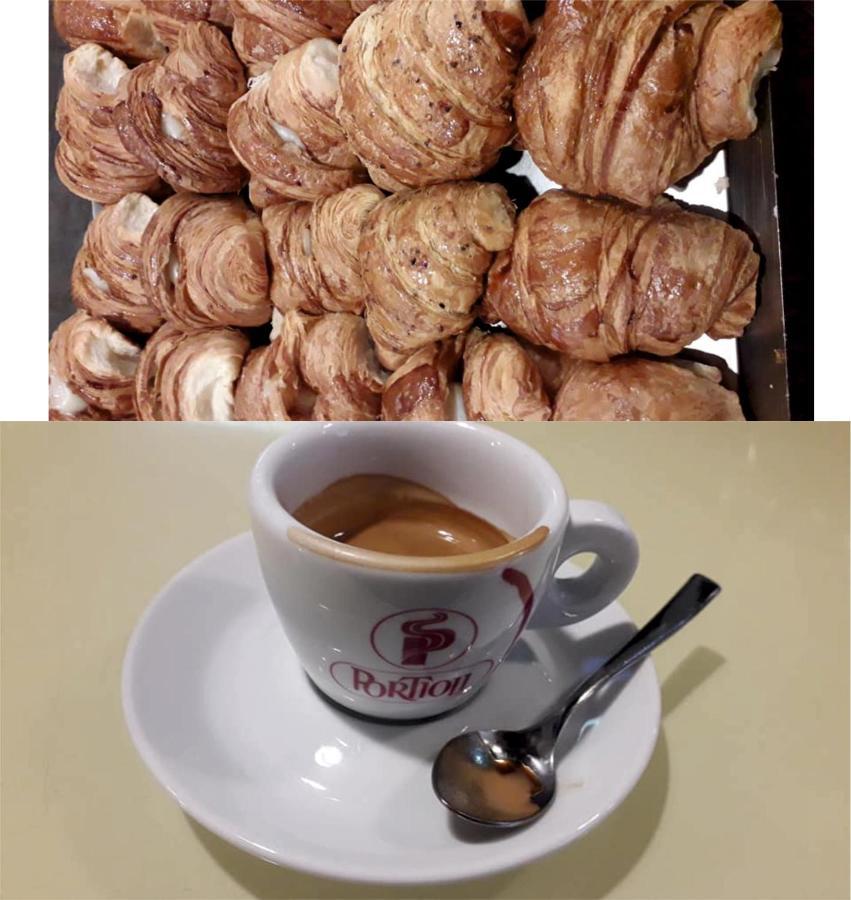 La Serva Padrona Taranto Luaran gambar